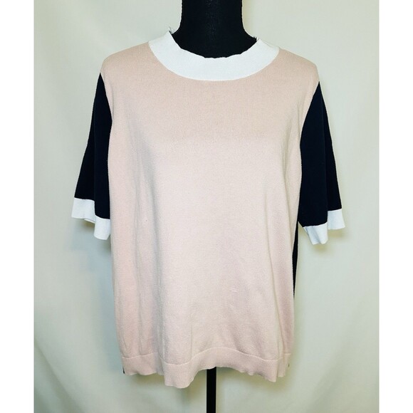 Boden Sweaters - Boden Pink and Black Crew Neck Sweater